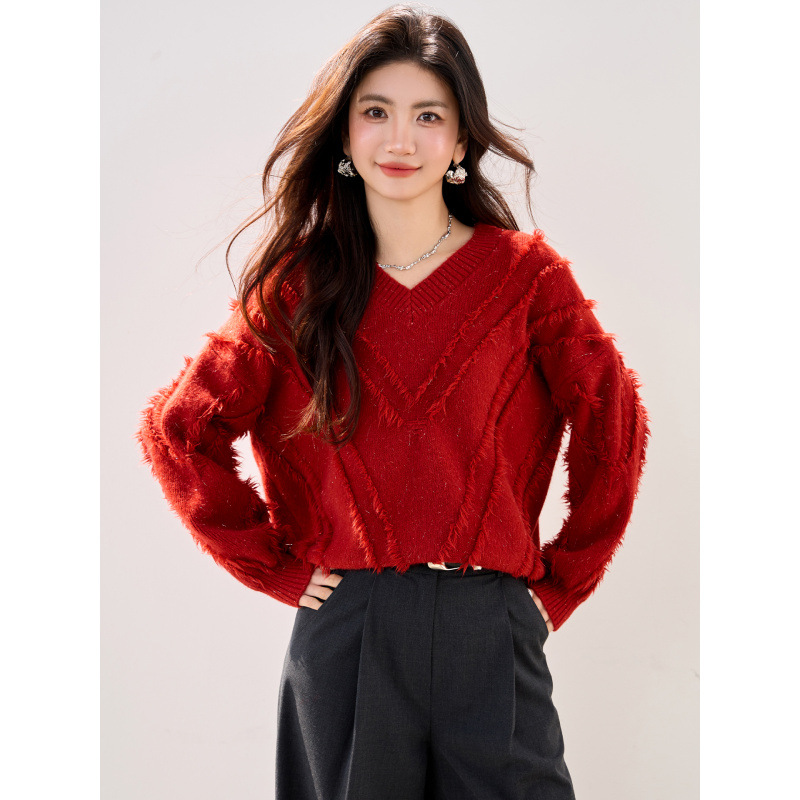 2025 Winter New Lazy Style New Year Red Sweater Women's Fashionable Tassel Pullover V-Neck Sweater