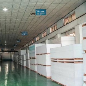 专业生产  2-30毫米 pvc发泡板  雕刻板   铜门内衬板