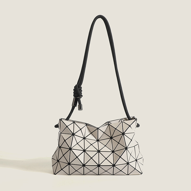Japanese 2023 New Tofu Bag Geometric Rhomboid Drawstring Bag Lifetime Fashionable Simple Shoulder Crossbody Handbag for Women Japanese 2023 New Tofu Bag Geometric Rhomboid Drawstring Bag Lifetime Fashionable Simple Shoulder Crossbody Handbag for Women