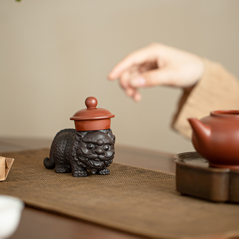 Zisha Xiaoqilin Tea Cizer креативный и милый фиолетовый песочный ремесленный чайный стол