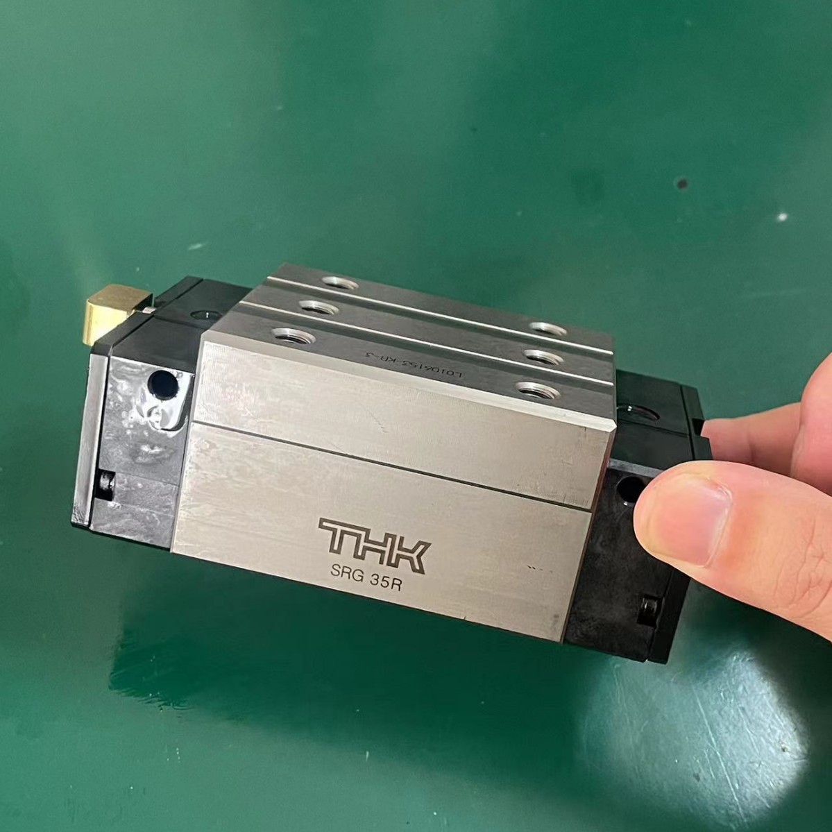 THK滑块SRG55LV SRG65V SRG65LV SRG25R SRG25LR SRG30R SRG30LR