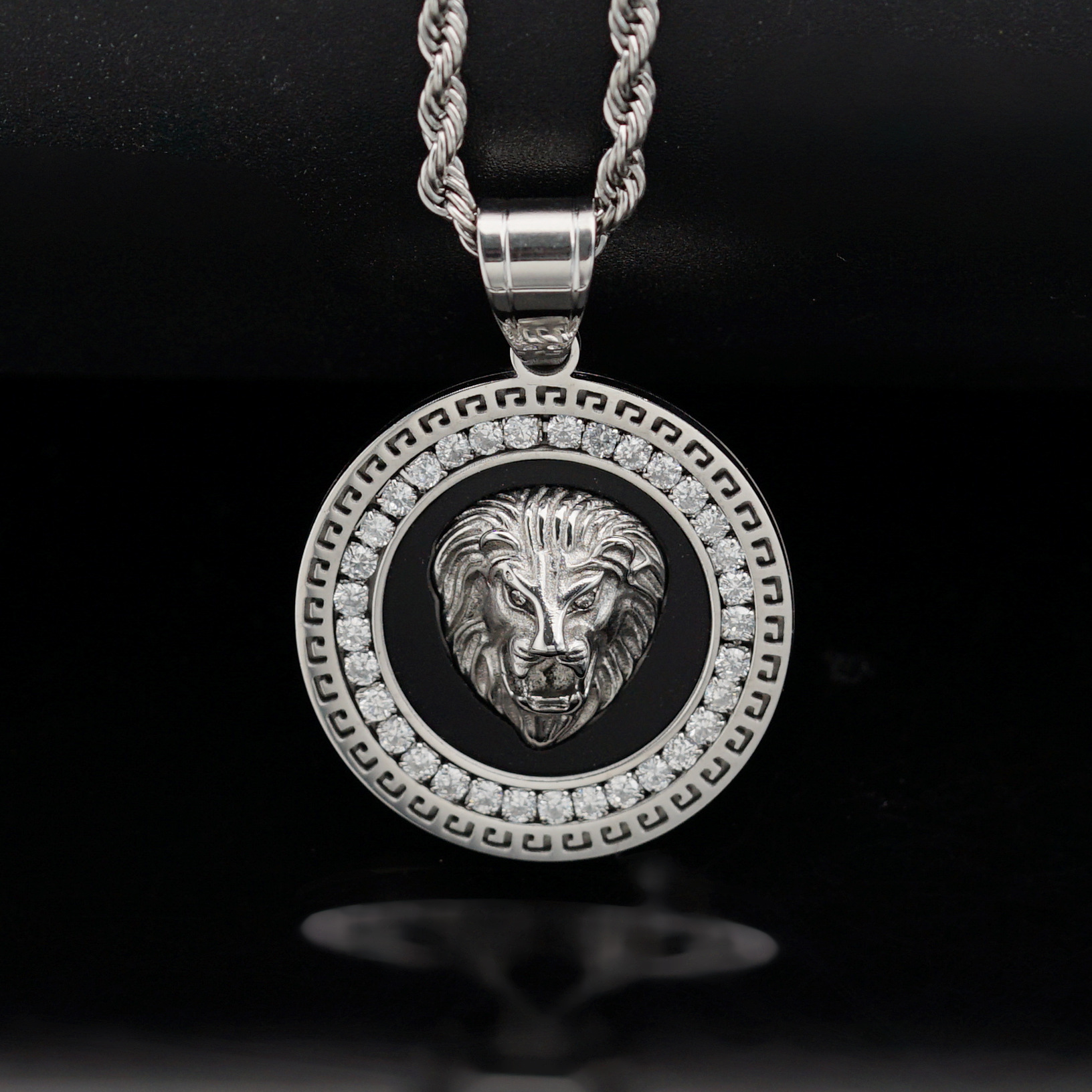 316 Stainless Steel Material 1 Piece 316 Stainless Steel Lion Pendant