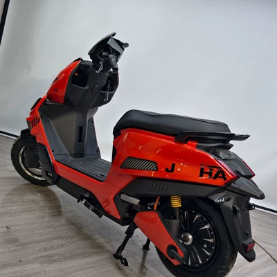 Vehicles, and High-Speed Pedal Electric — Elektrikli motosikletlər