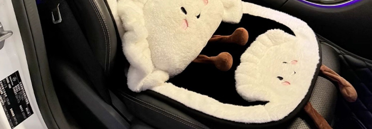 Suitable for Car Lumbar Cushion Integrated Seat Cushion, Cute and Good-Looking Autumn and Winter Warm Car Lumbar Cushion