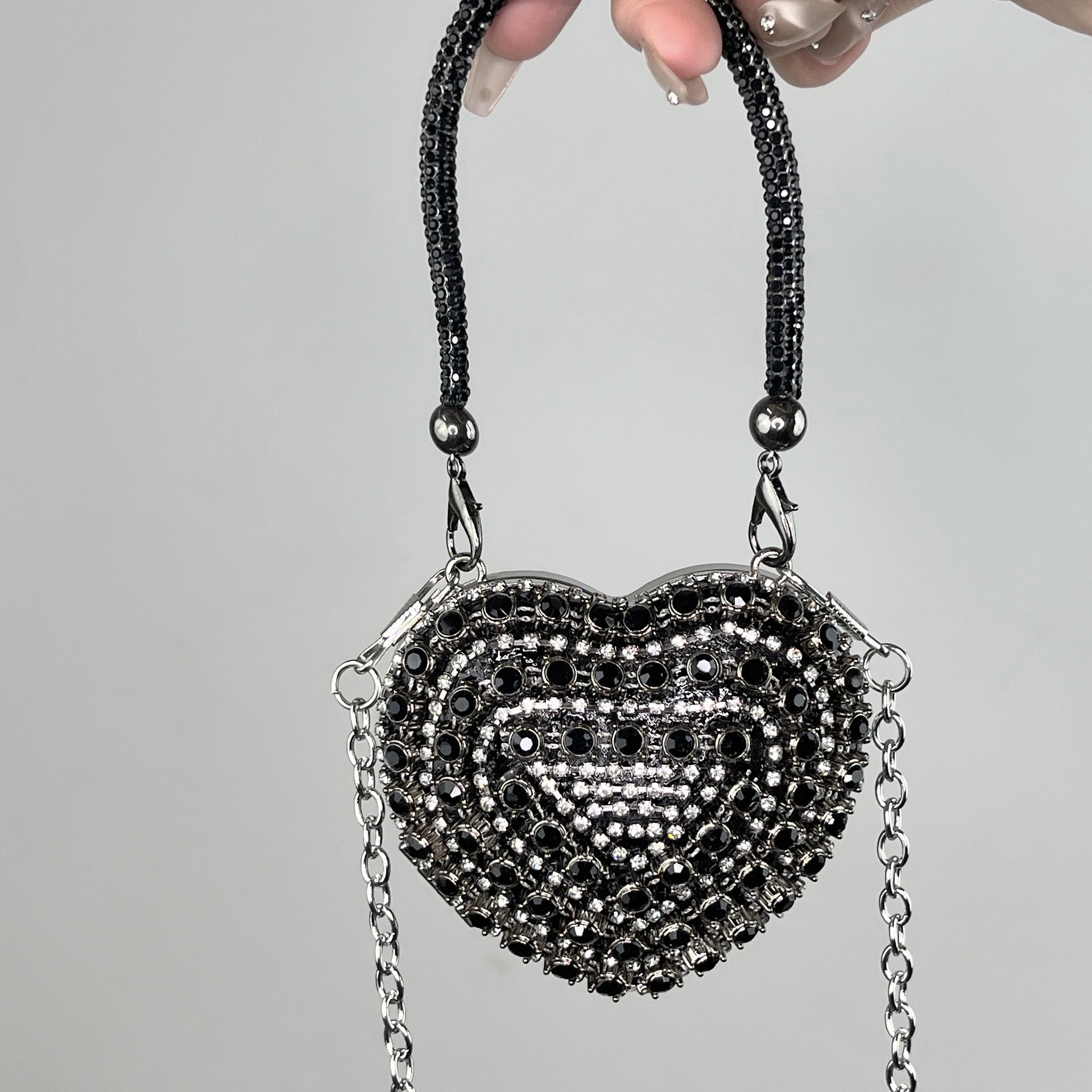 Black triangle diamond love portable