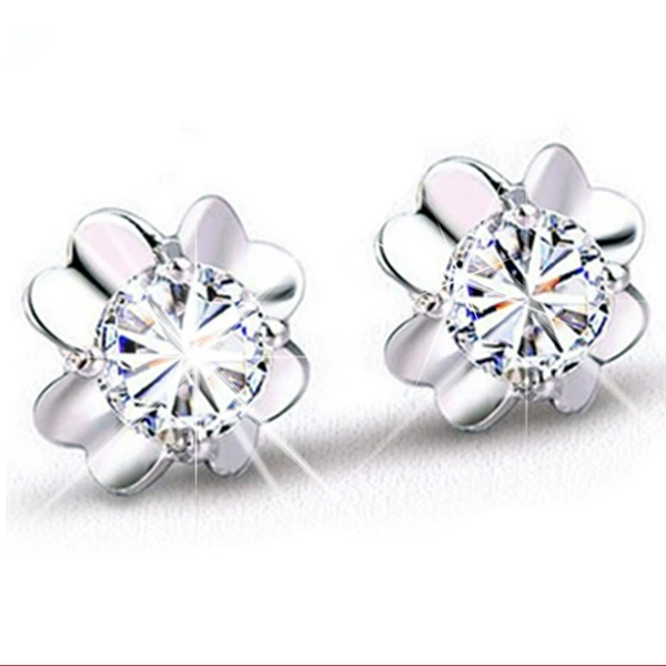 White diamond/pair of ear blocks (copper plated white gold)