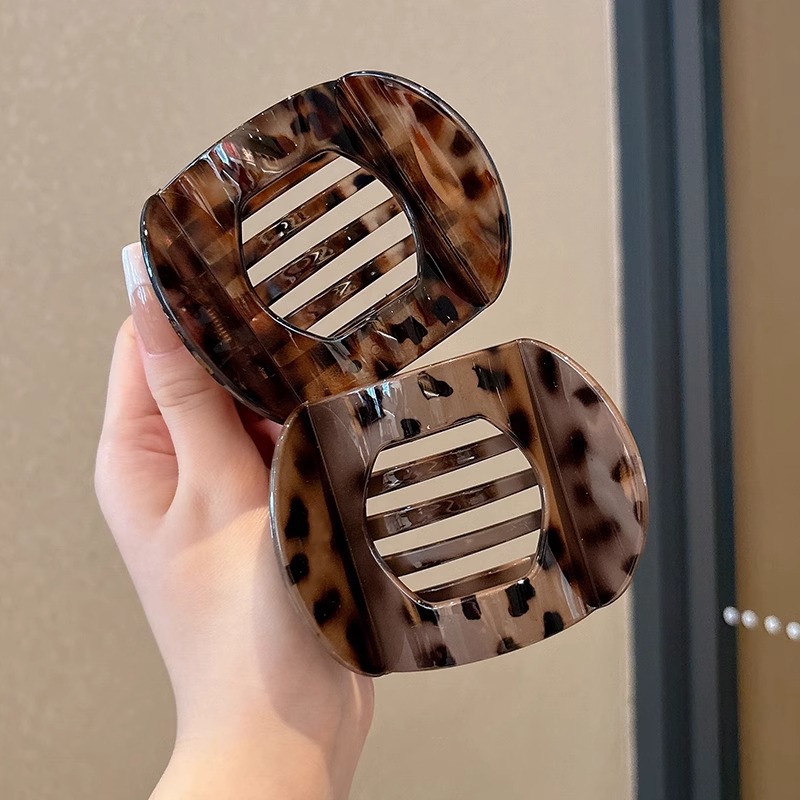 Curry leopardo patrón de pato clip clip de cabello de cabeza detrás clip de cabello de alta calidad mujer clip de cabello de moda temperamento clip tocado