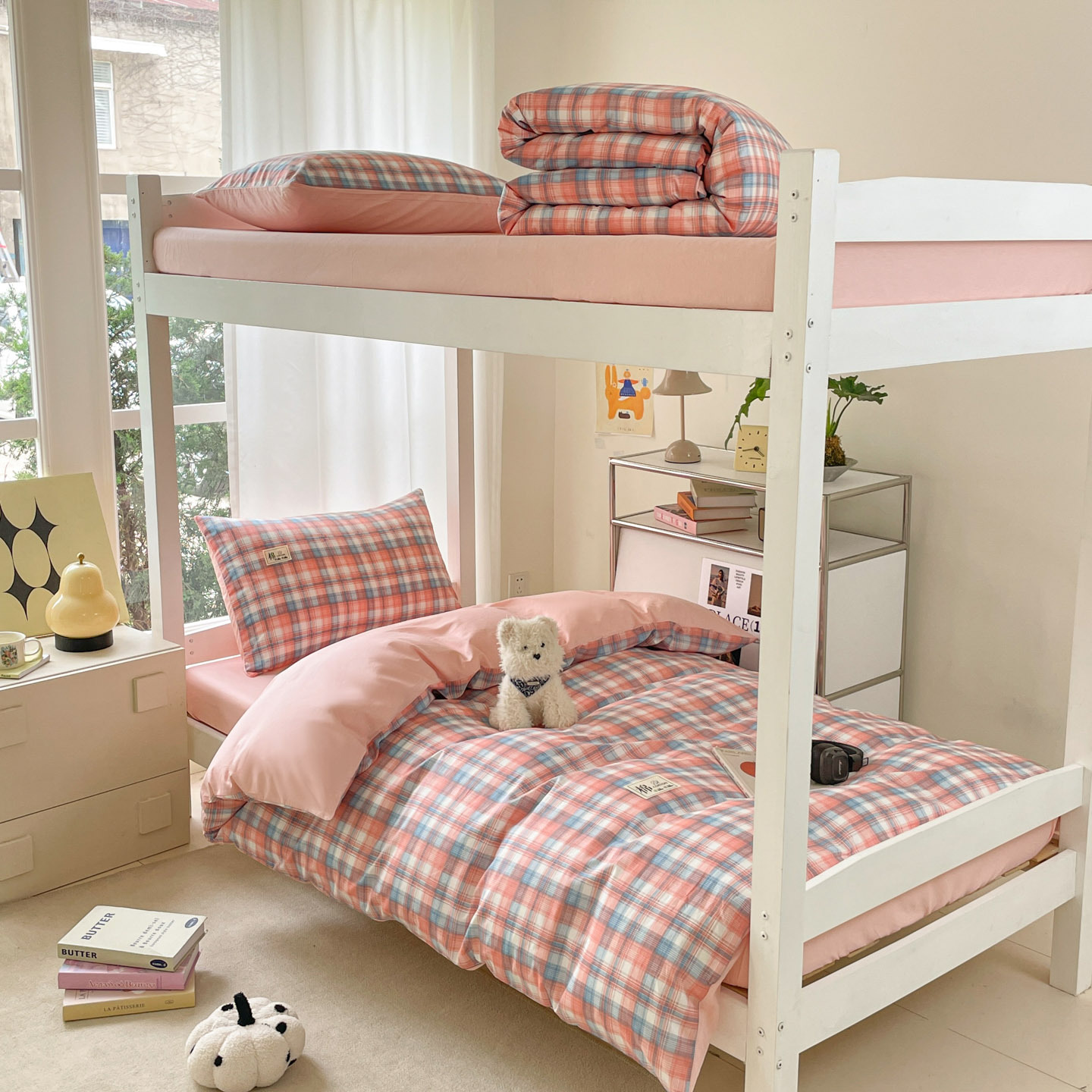 Temporada de apertura cama de dormitorio de estudiantes de color sólido de tres piezas de algodón puro 2025 nuevo estilo sábana cubierta de edredón sábana