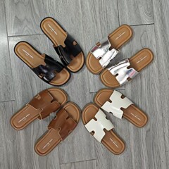 羊皮～王小毒同型通勤Hフラットサンダル レディース 夏用 外履き フラットヒール ビーチサンダル