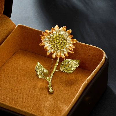 Female Temperament Enamel Corsage Design – Yaxa sancaqları