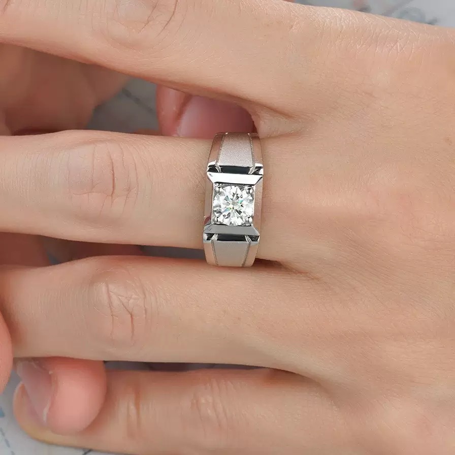 [Hot Selling] Simulated Moissanite Diamond Ring Men's Ring Couple's Proposal Wedding Ring Men's Exquisite Fashion Gifts
