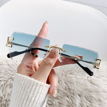 2024�¿�r�Пo����߅̫��R����Ƭ����ٴ�ī�R���ق���Ůʿ���R