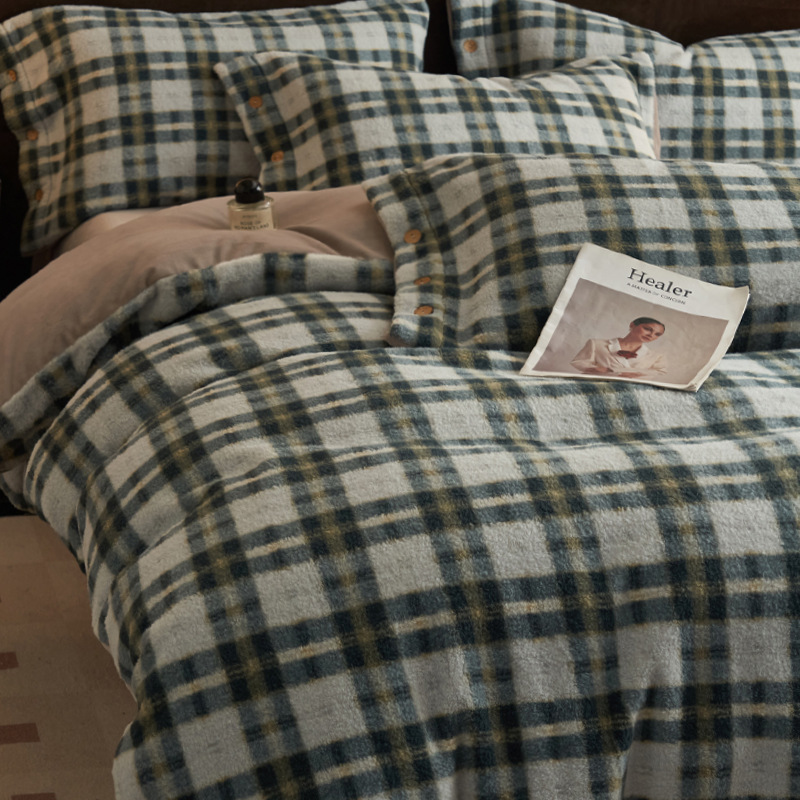 Invierno cálido alpaca espesa leche de lana de cuatro piezas sábanas de lana de coral cubierta cubierta cubierta de cama de tres piezas