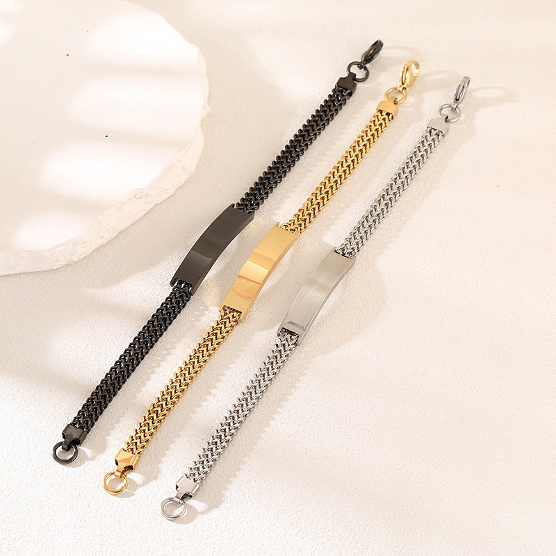 European and American Best-Selling Titanium Steel Watch Strap Curved Simple Bracelet with Engraved Logo and Lettering Custom DIY Stainless Steel Couple Bracelet