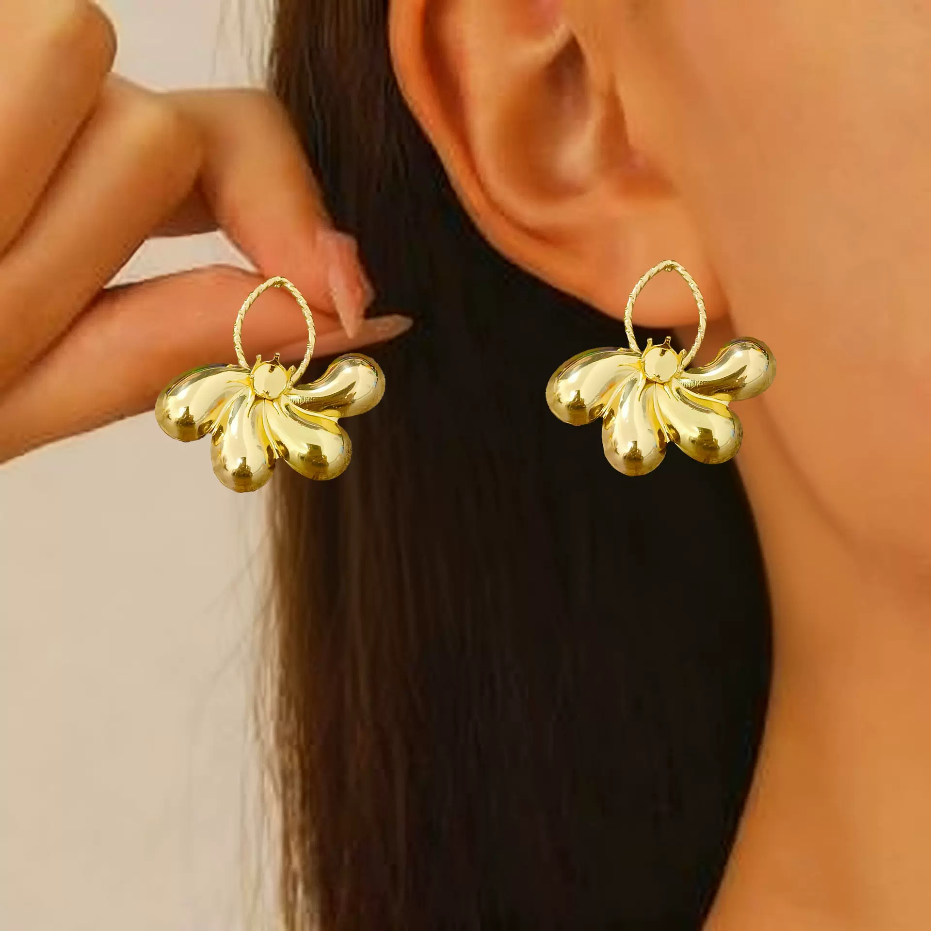 欧美夸张花花瓣环时尚百搭小众设计感耳环冷淡风轻奢气质耳饰