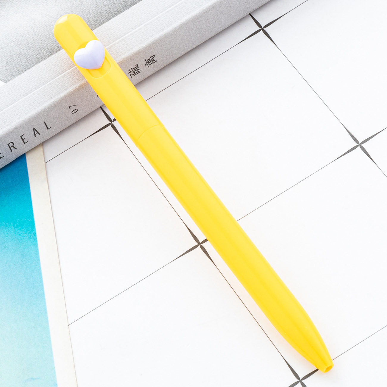 Bolígrafo de plástico Love, logotipo imprimible, regalo promocional, bolígrafo publicitario, color macarons, bolígrafo giratorio Love