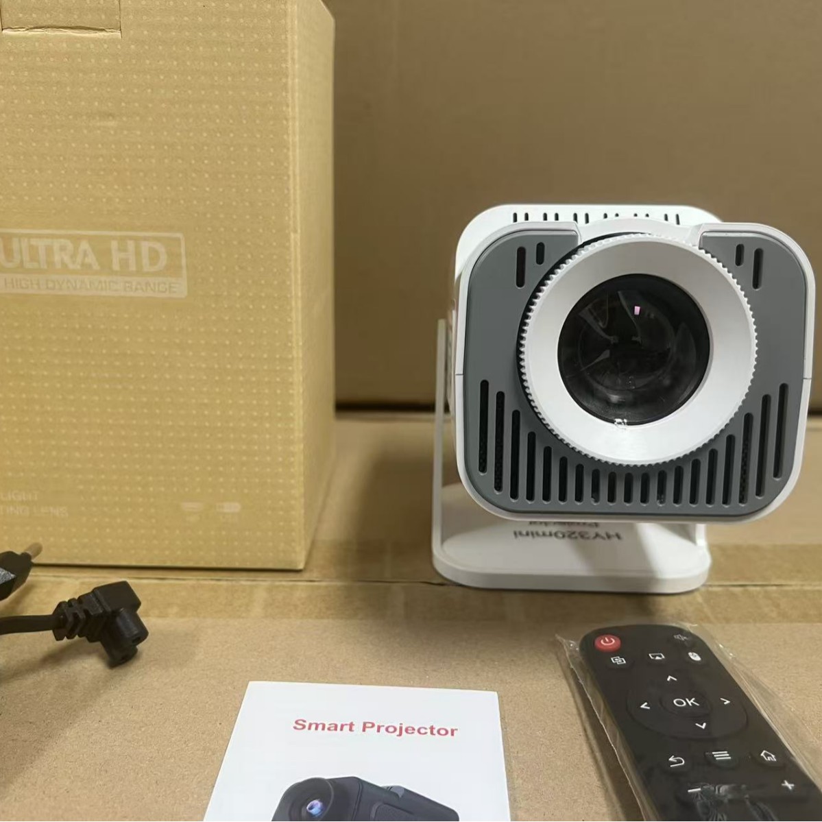 HY320mini modelos explosivos transfronterizos ventas directas de fábrica oficina inteligente recomendada para el hogar proyector 1080P de ultra alta definición