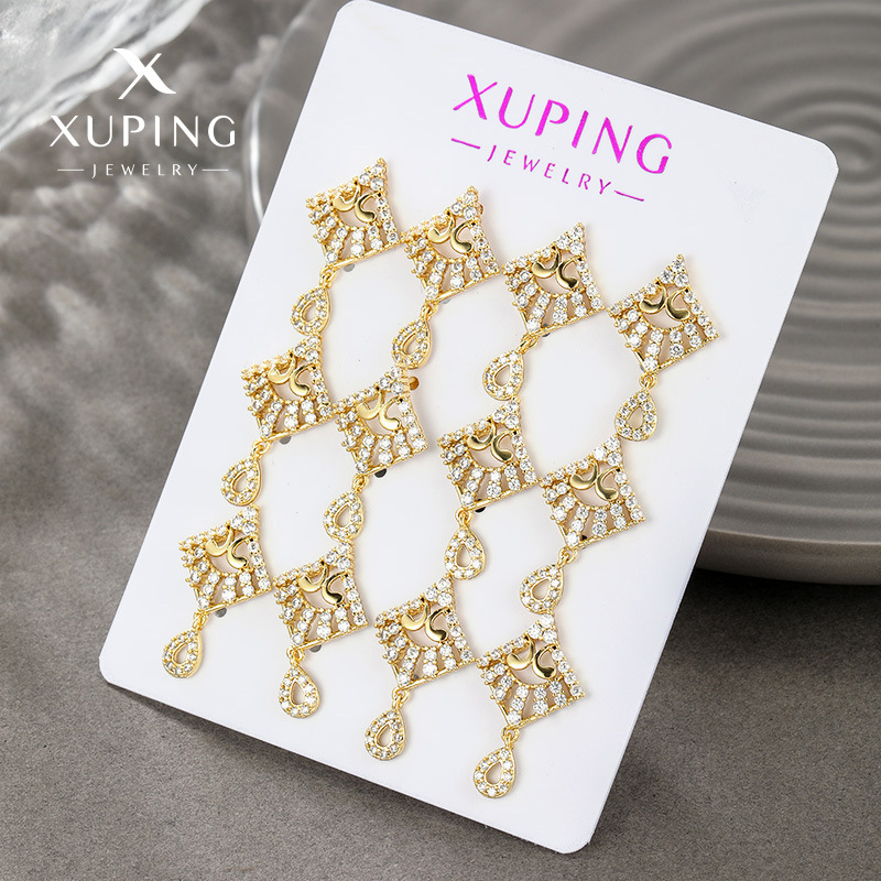 Xuping nueva aleación de moda galvanizada 14k color gemas artificiales nicho de diseño temperamento aretes geométricos aretes