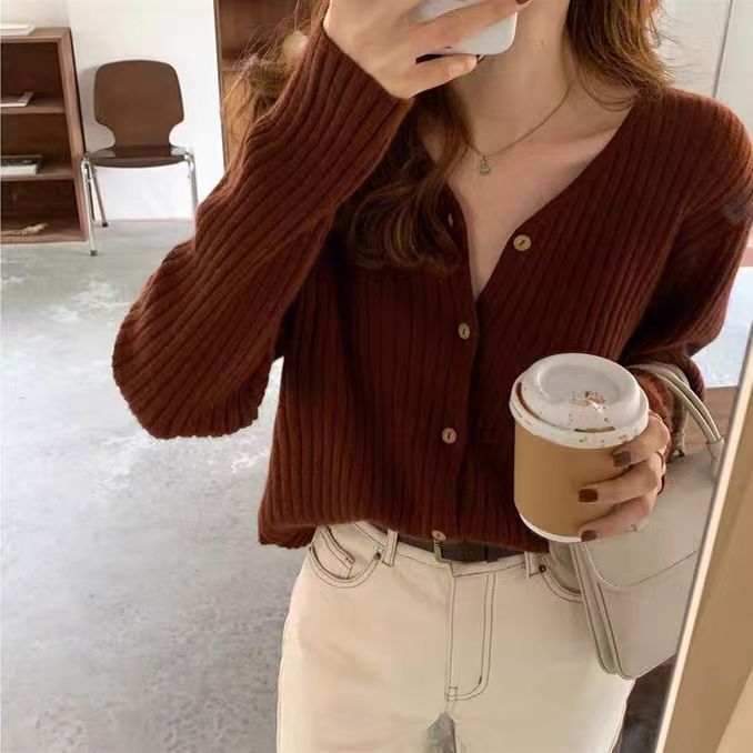 Korean Style Autumn and Winter 100 Wool Sweater Women's Cardigan Long-Sleeved V Neck Short Sweater Small Shawl Jacket Pit Cashmere Top