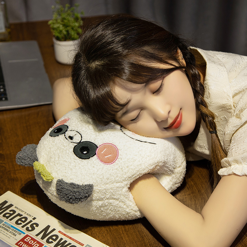 Animales de dibujos animados de invierno almohada de mano caliente juguetes de peluche invierno muñecas de mano caliente muñecas estudiantes cubierta de mano