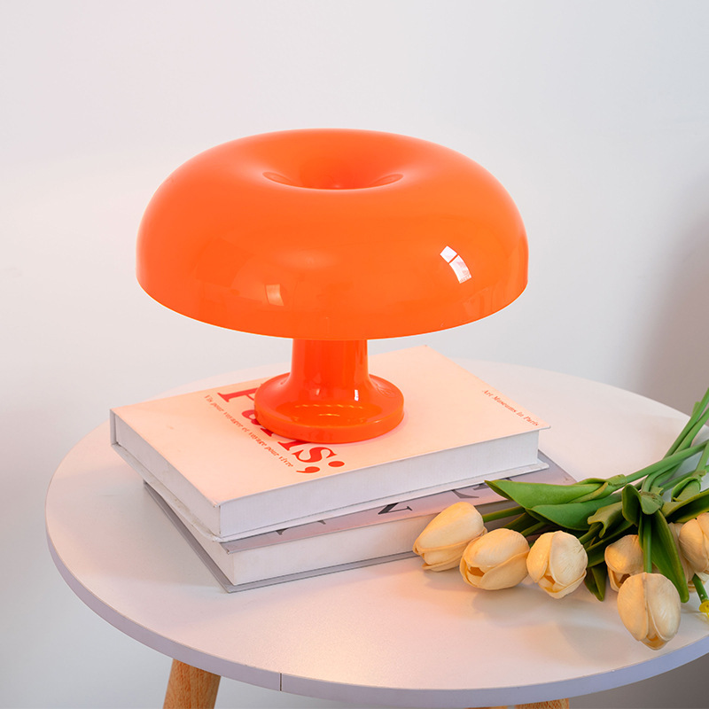 Cross-Border Danish Mushroom Decorative Table Lamp, Simple Night Light for Bedroom and Study, Rechargeable Dimmable B&B Atmosphere Light