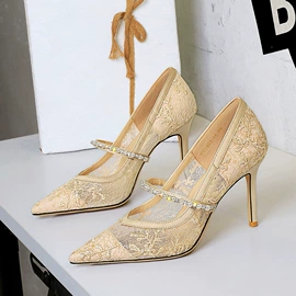 女式时装单鞋;女式皮靴;高跟凉鞋