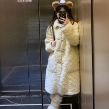 2025年冬季新款韩系黄色温柔软糯羊羔毛毛棉服外套牛角扣棉服外套
