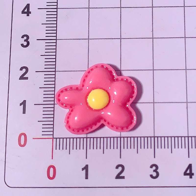 Pequeño tamaño diy flor de dopamina accesorios de resina crema para el cabello taza de agua pegada agujero zapatos colgantes hechos a mano al por mayor