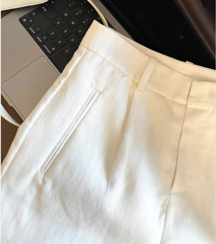 Quần short nữ cạp cao chất liệu linen phong cách thời trang khí chất — màu trắng chi tiết 2