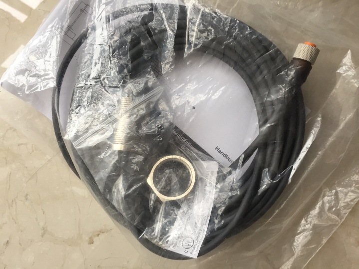 *BCC00PJ BIS C-520-PVC-05 *G4F-HSCA G4F-HD1C G4F-CUEA 议价