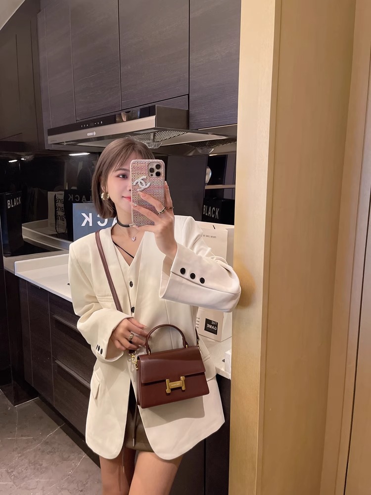 Túi xách vuông nhỏ thời thượng đeo chéo dây xích — Màu đen cổ điển, Cà phê Trung cổ, Xám than chì, Màu đỏ rượu chi tiết 17