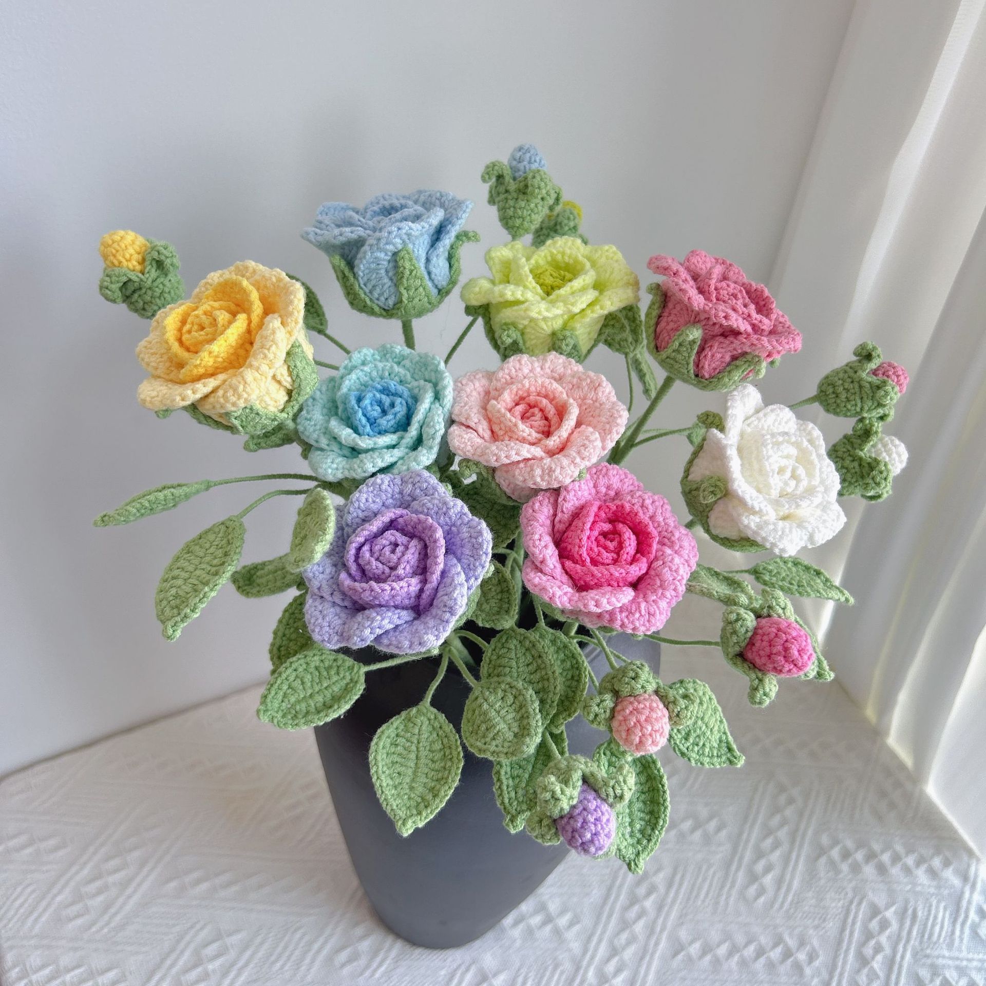 Finished Crocheted Flower Bud Small Rose Bouquet Wool Knitted Rose Home Decoration Cross-Border Artificial Flower
