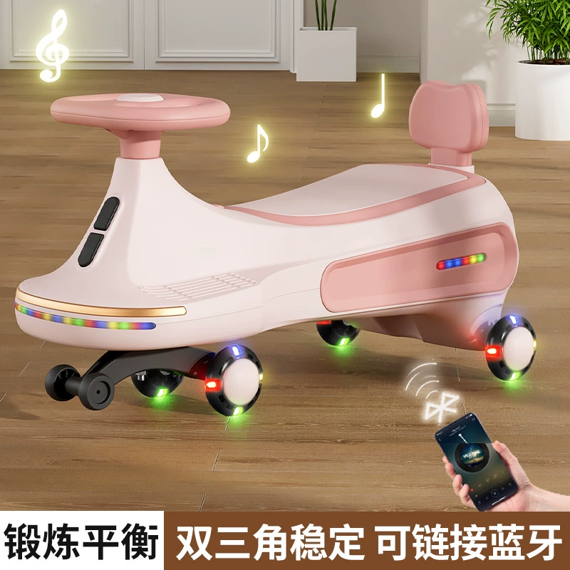 Дети крутят машины, мужчины и женщины, дети 1-3 года