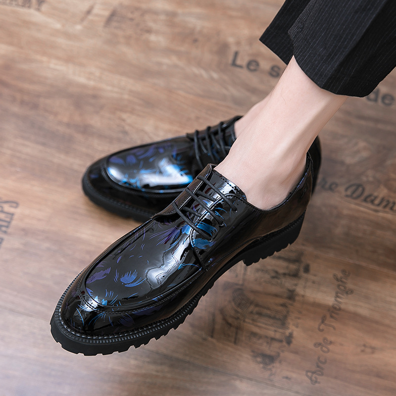 Zapatos de cuero brillante transfronterizos para hombres verano juvenil británico zapatos de negocios zapatos de suela gruesa zapatos de moda zapatos de novia