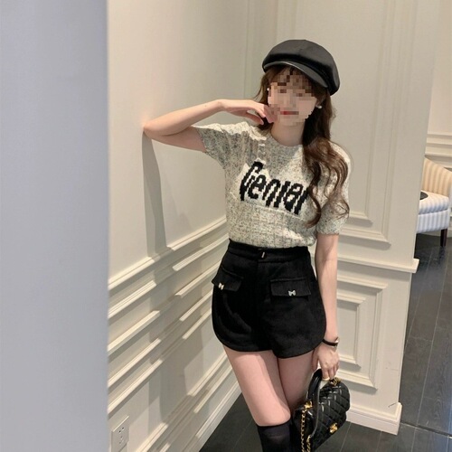 Tmall shake quality embroidery letter knitted shirt T-shirt women's summer design underlining shirt short-sleeved top