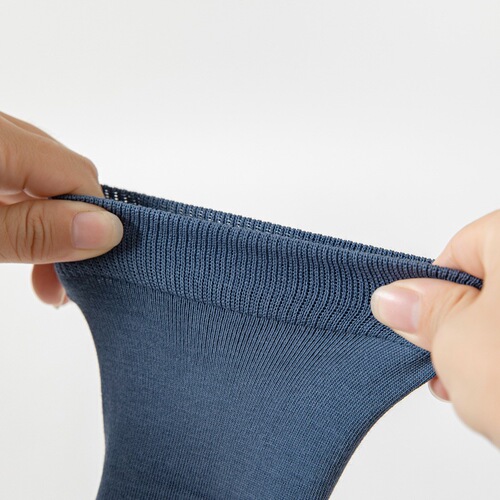 2024 cotton toe socks men's mid-calf socks spring and autumn pure cotton men's socks autumn and winter solid color combed cotton split toe socks trendy