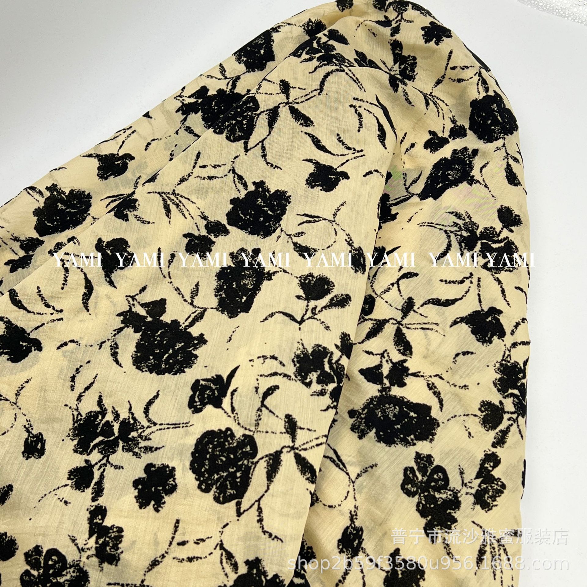 Fábrica al por mayor de algodón hilo de espuma flocado negro flor tela de encaje accesorios cabeza gasa falda mantel