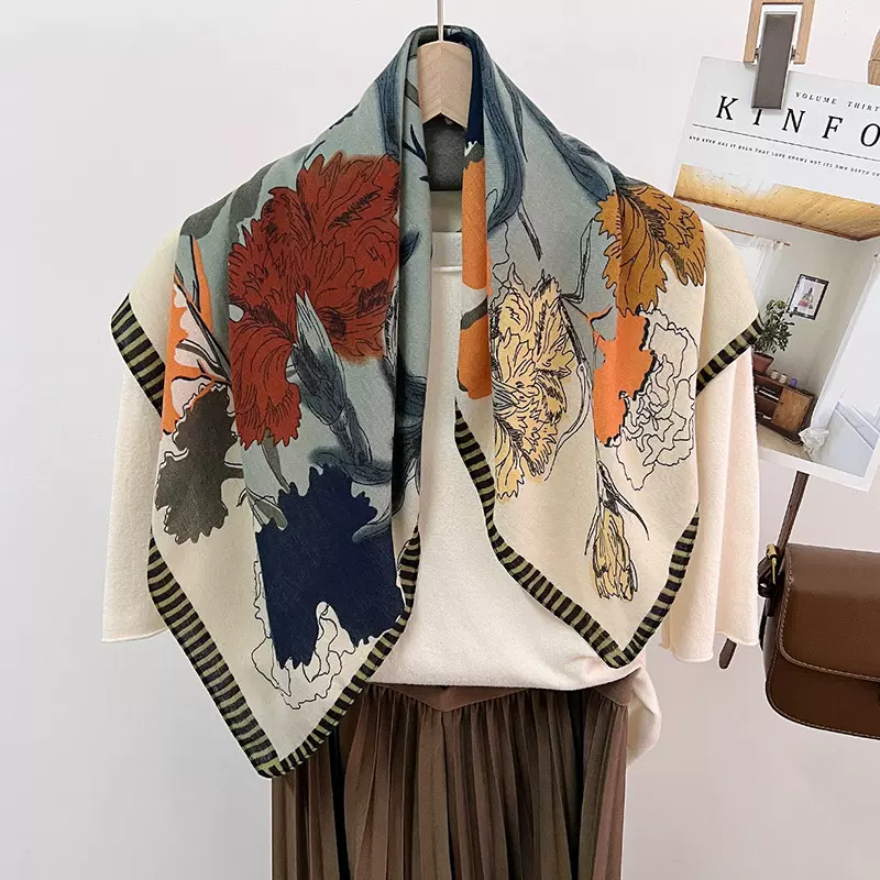 法式轻奢高级感印花小方巾时尚百搭配饰绑发丝巾女拼接花护颈围巾