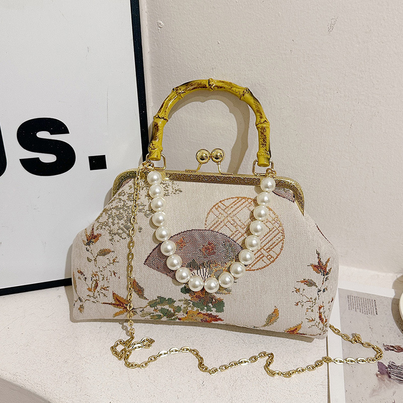 2024 New Pearl Mouth Gold Bag Niche Bamboo Handle Shell Bag High-grade Texture Chinese Style Chain Crossbody Women's Bag