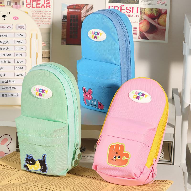 Cartoon adorable bolsas de lápiz de gran capacidad Oxford bolsas de lona estudiantes caja de papelería estudiantes bolsas de lápiz de dibujos animados verticales en stock