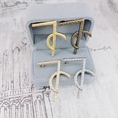 High-quality Yangshulin Brooch Hemp Rope Same Style Fashion Simple Suit Collar Knitted Sweater Pin Button Alloy Material Color Preservation