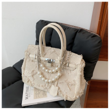 �͹�ţ�в������K���P������Ů2024������ؤ����朗l���μ�б���