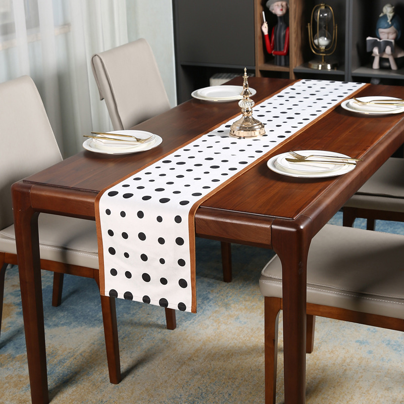 검정색과 흰색 점