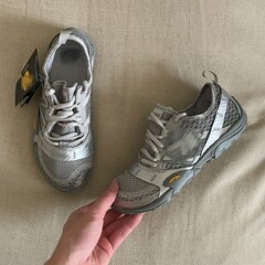 莆田純正 NB MT10 薄底裸足ハイラウンド同じスタイルの男性と女性のカップルカジュアルハイキングシューズ滑り止めと軽量