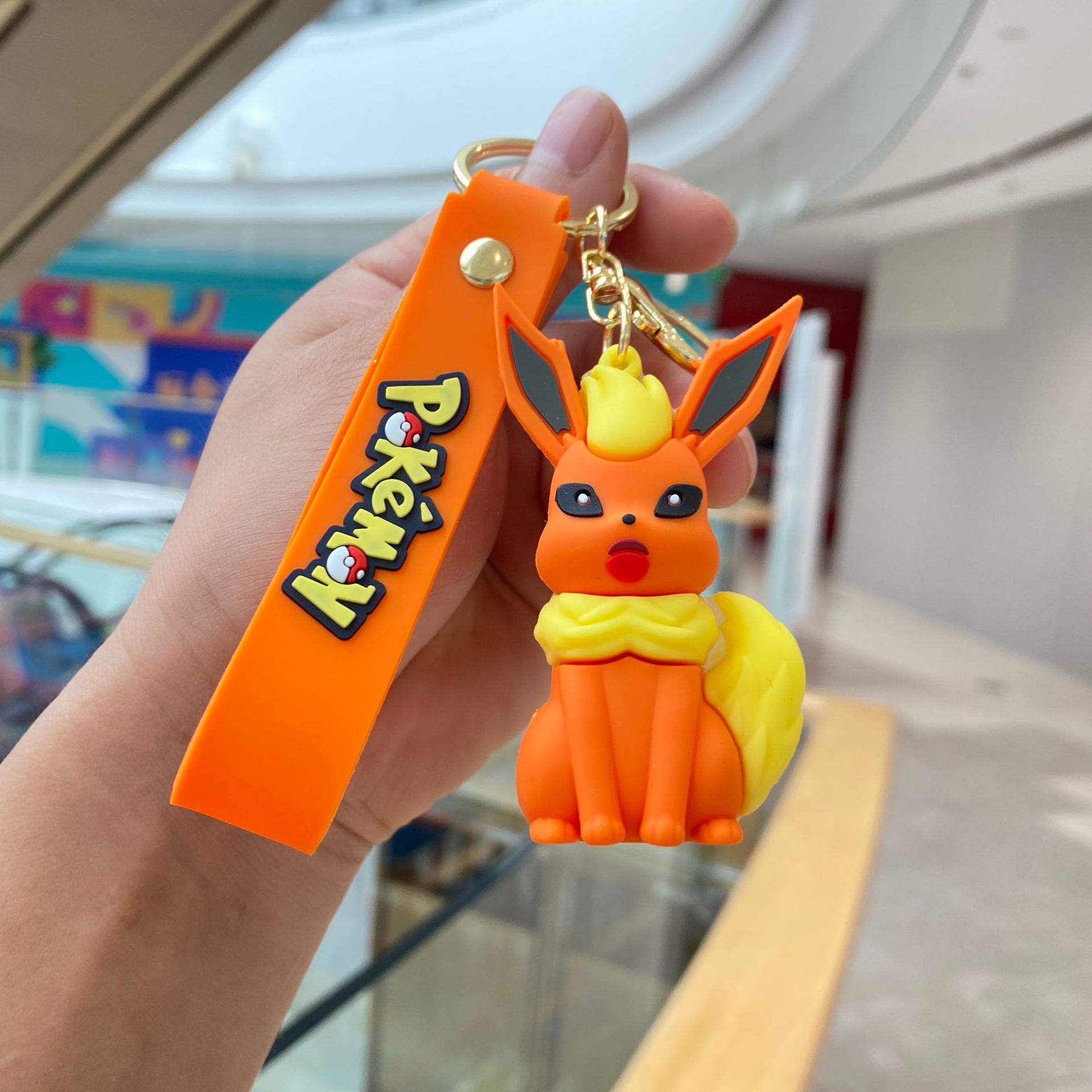 Dibujos animados Pikachu llavero Segunda Generación EBU muñeca clave colgante accesorios del coche lindo regalo de la muñeca al por mayor