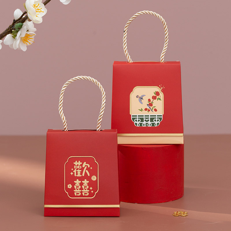 Chinese-style hand-held wedding wedding candy packaging candy box high-end bridesmaid candy bag candy box wholesale