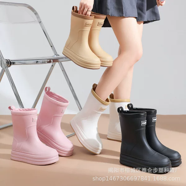 Rain Boots Women's Mid-barrel Fashionable and Trendy Outer Wearing Integrated Water Shoes Waterproof Non-slip Rain Boots Soft Thick-soled Wear-resistant Rubber Shoes