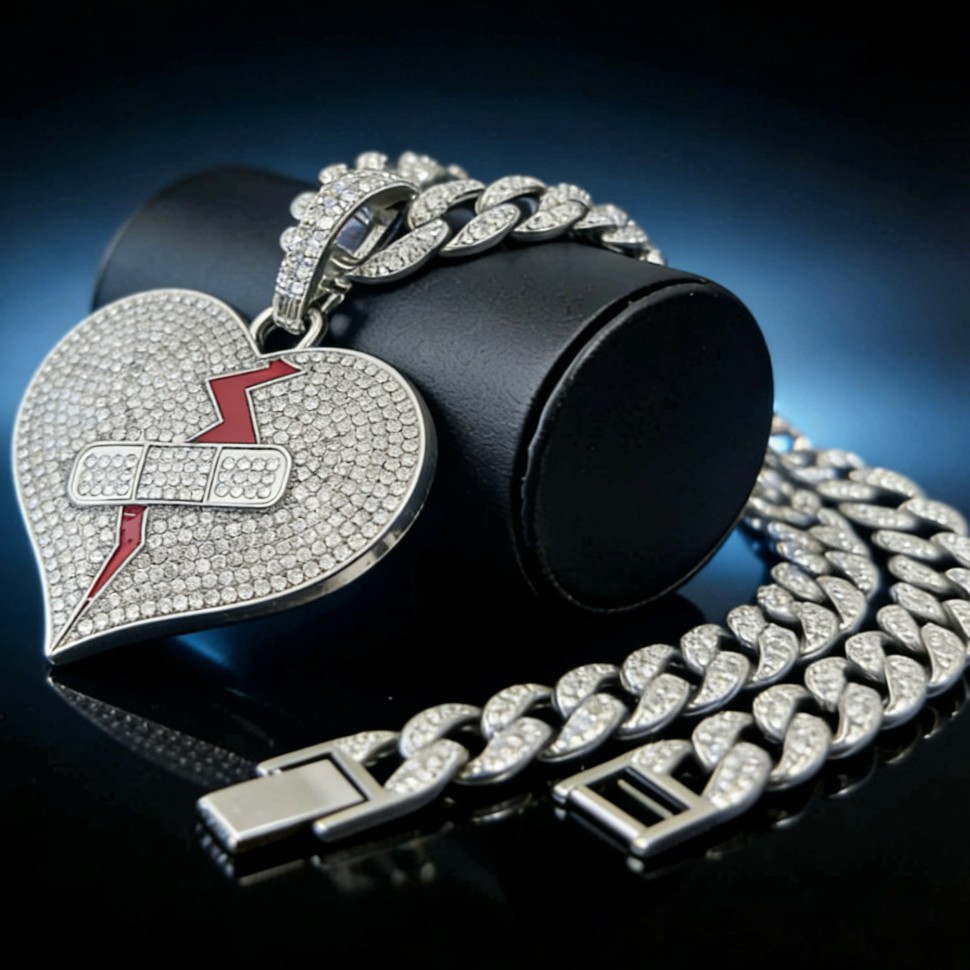 Lujo ligero diamante completo rompió amor colgante Banda Band-aid diseñado cadena cubana personalidad moda pareja cool joyería hip-hop