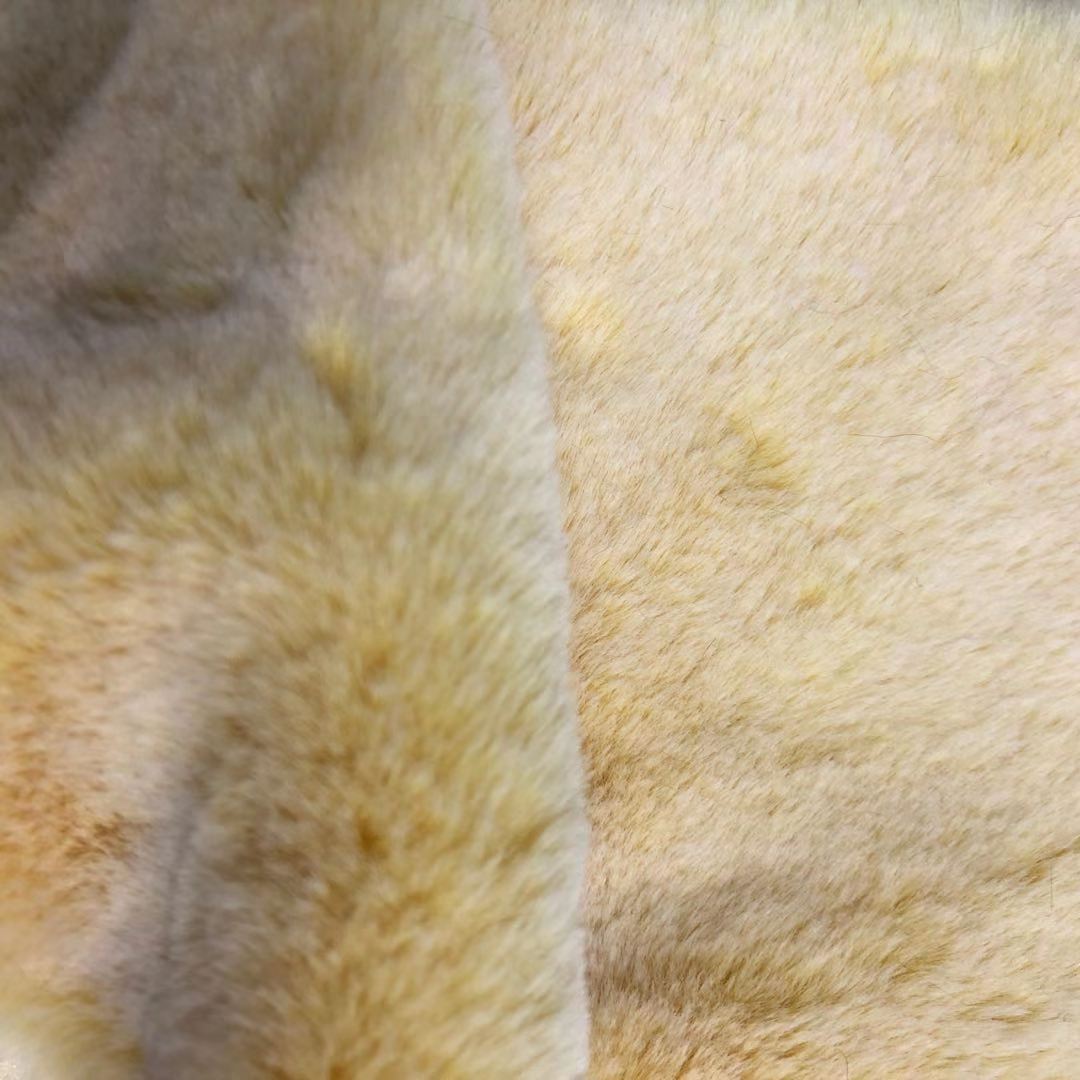 800G gran cabello de conejo blanqueado tallado cabello de conejo de dos colores cabello de conejo crema de hierba ropa de juguetes tela de peluche