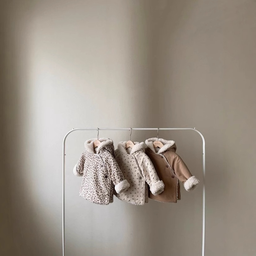 Abrigo de algodón de invierno para niños Abrigo de lana de cordero engrosado Abrigo de invierno para bebés Abrigo de algodón con forro polar para niñas